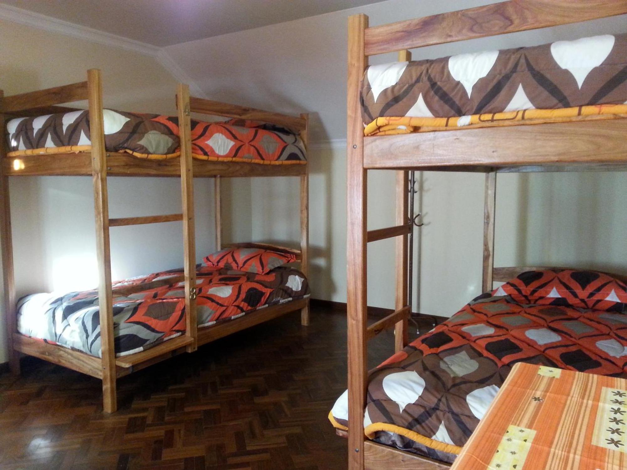 Villa Oropeza Hostel Sucre Pokoj fotografie