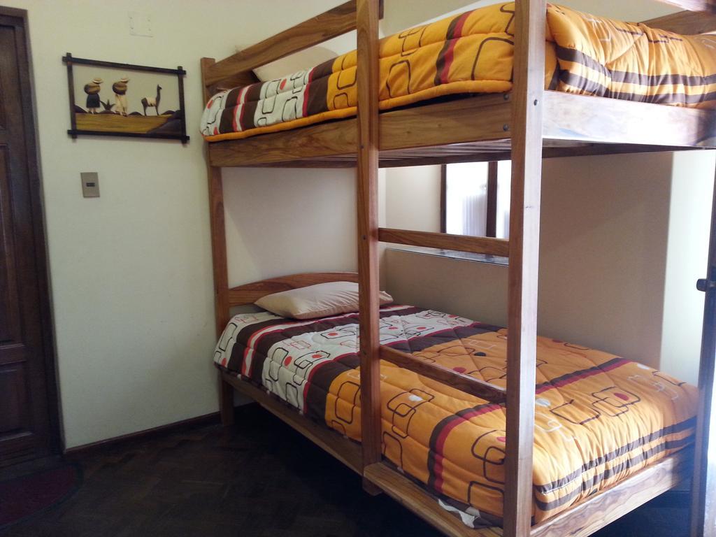 Villa Oropeza Hostel Sucre Pokoj fotografie