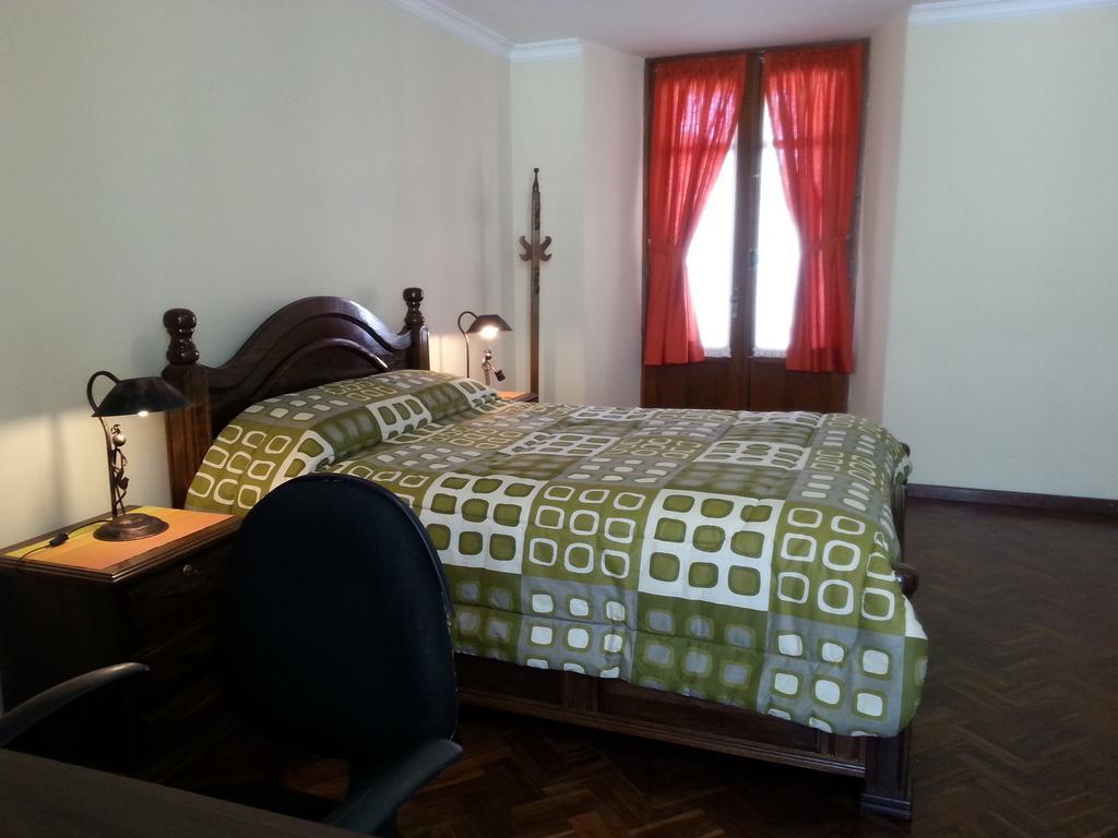 Villa Oropeza Hostel Sucre Pokoj fotografie