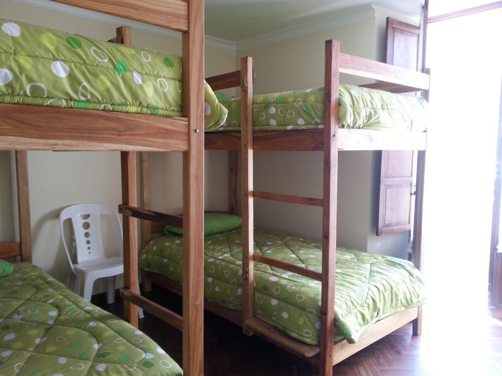 Villa Oropeza Hostel Sucre Pokoj fotografie